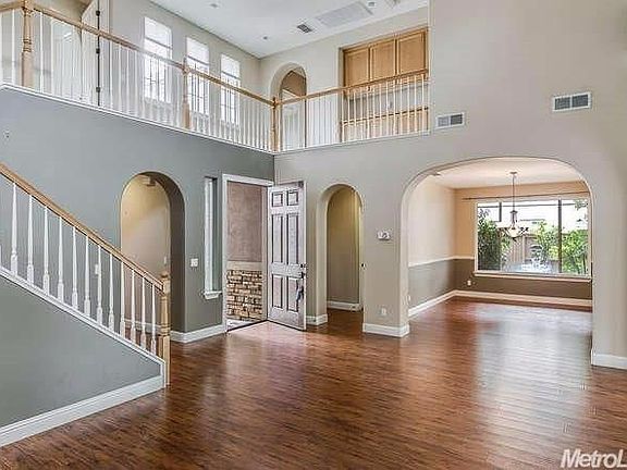 4th image of 5242 Garlenda Dr