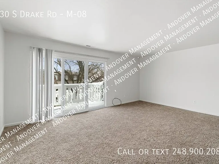 330 S Drake Rd #M-08 — Photo 37