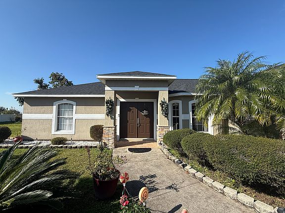 2nd image of 10321 Vista Pines Loop