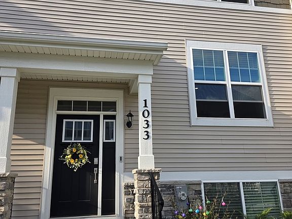2nd image of 1033 Atterberg Rd