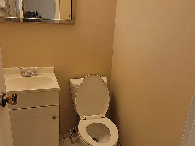 4493 E Livingston Ave — Photo 12