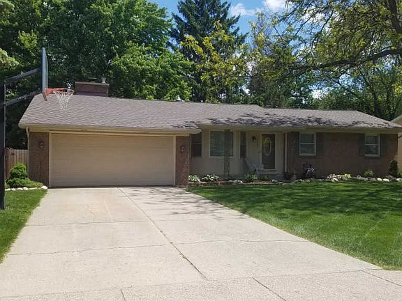 2nd image of 3958 Meadowood Ln SW
