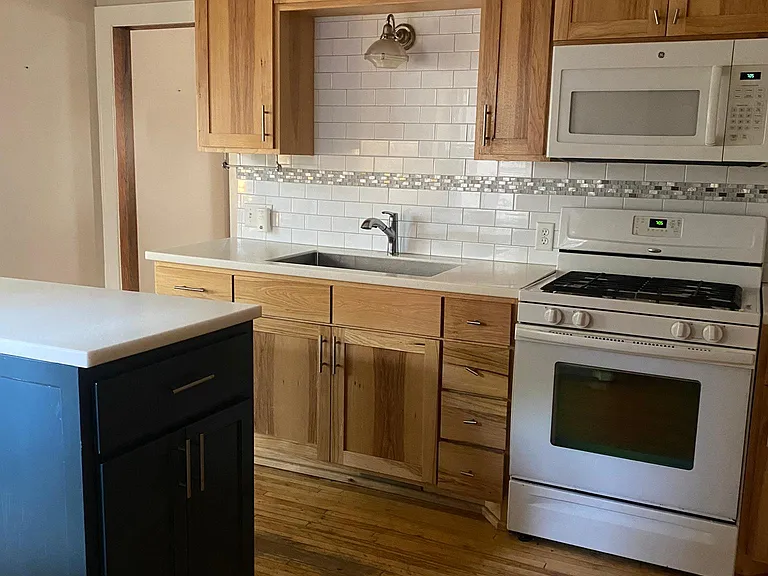 1286 Lafond Ave — Photo 4