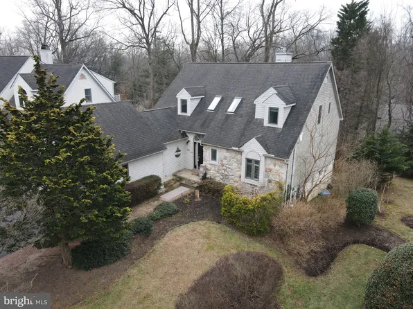 6 Tarragon Ct, Wilmington, DE 19808