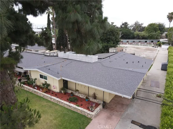 7015 N Atlantic Pl, Long Beach, CA 90805