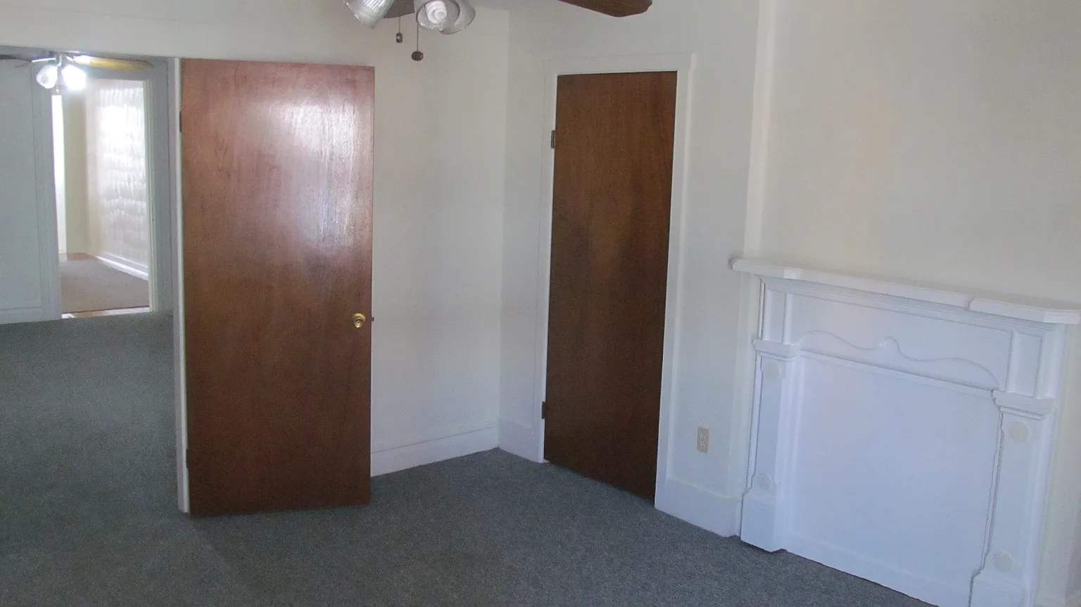113 Clover St photo 1