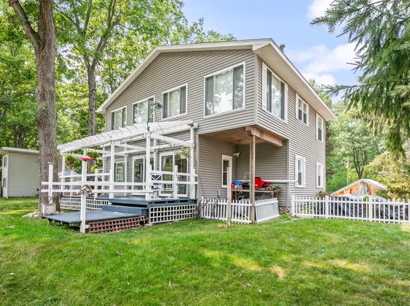 11980 183rd Ave, Big Rapids, MI 49307