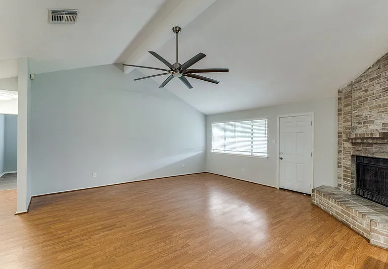 7218 Ridgeberry Dr — Photo 3