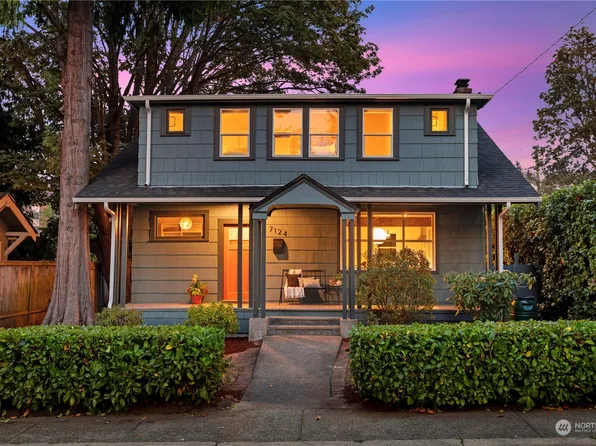 7124 Wright Avenue SW, Seattle, WA 98136