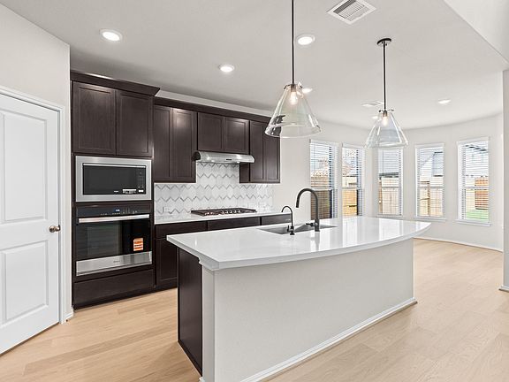 5th image of 26823 Brilliant Brook Dr