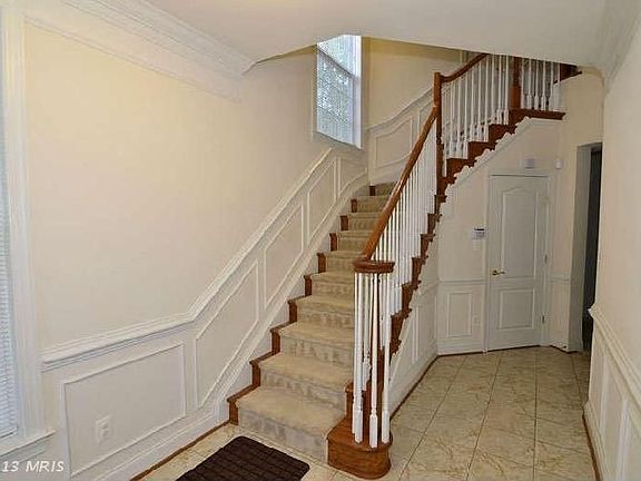 3rd image of 21951 Windy Oaks Sq