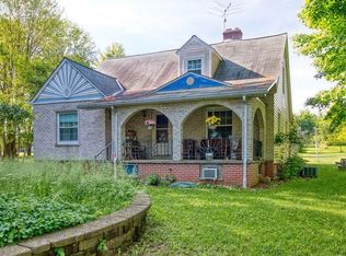 1397 Akins Rd, Broadview Heights, OH 44147