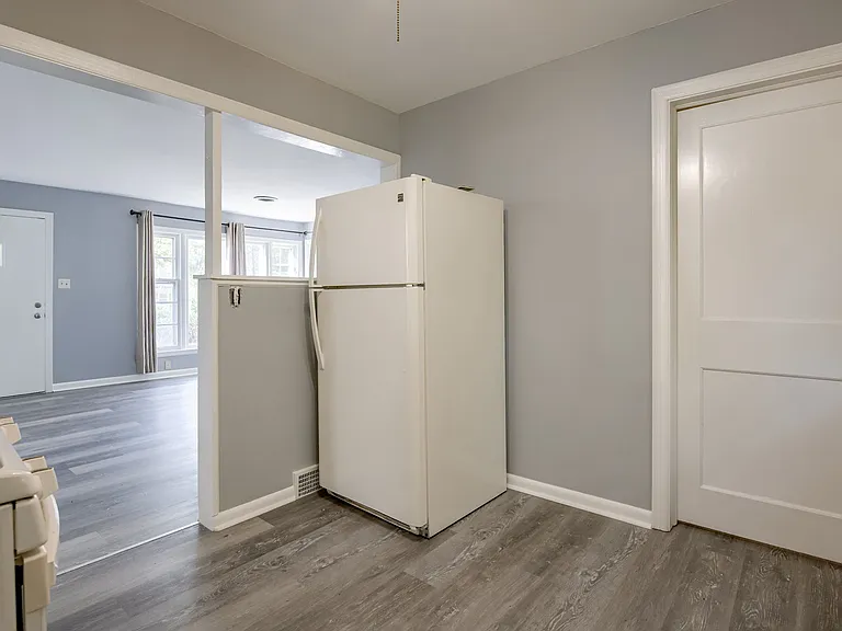 7419 Lamar Ave — Photo 10