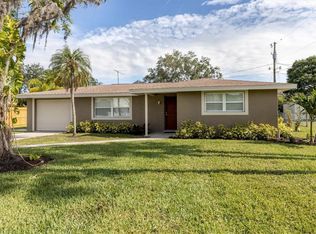 349 Willow Ln, Ellenton, FL 34222
