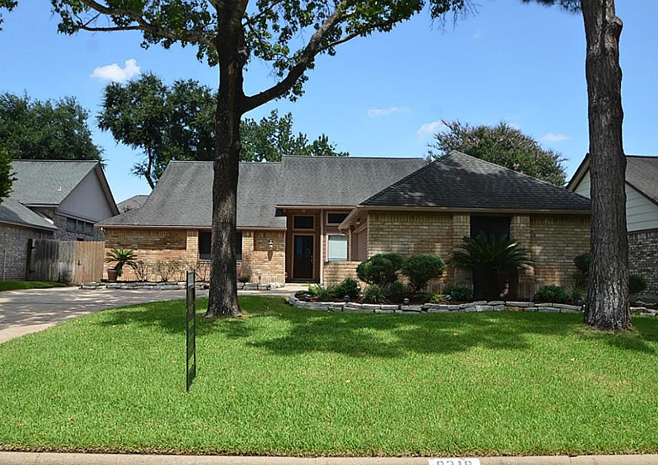 1st image of 8218 Sean Park Ct