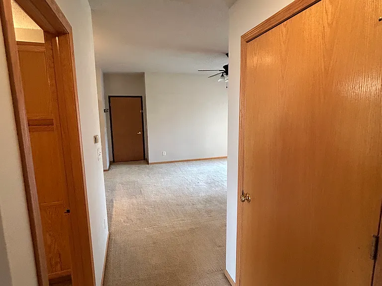 560 Kansas Ave #7 — Photo 24