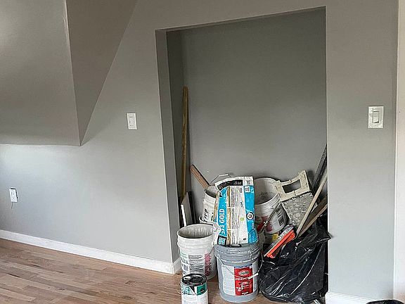 3rd image of 146 Barbey St