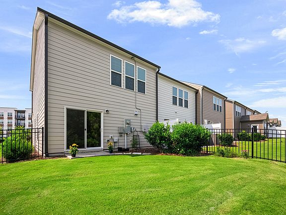 5th image of 217 Lafferty St