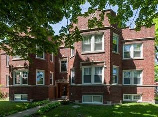 6454 N Rockwell St APT 1, Chicago, IL 60645