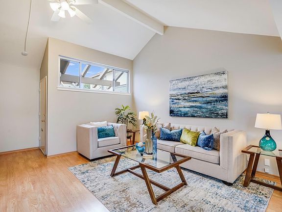 5th image of 2939 McKinley Dr
