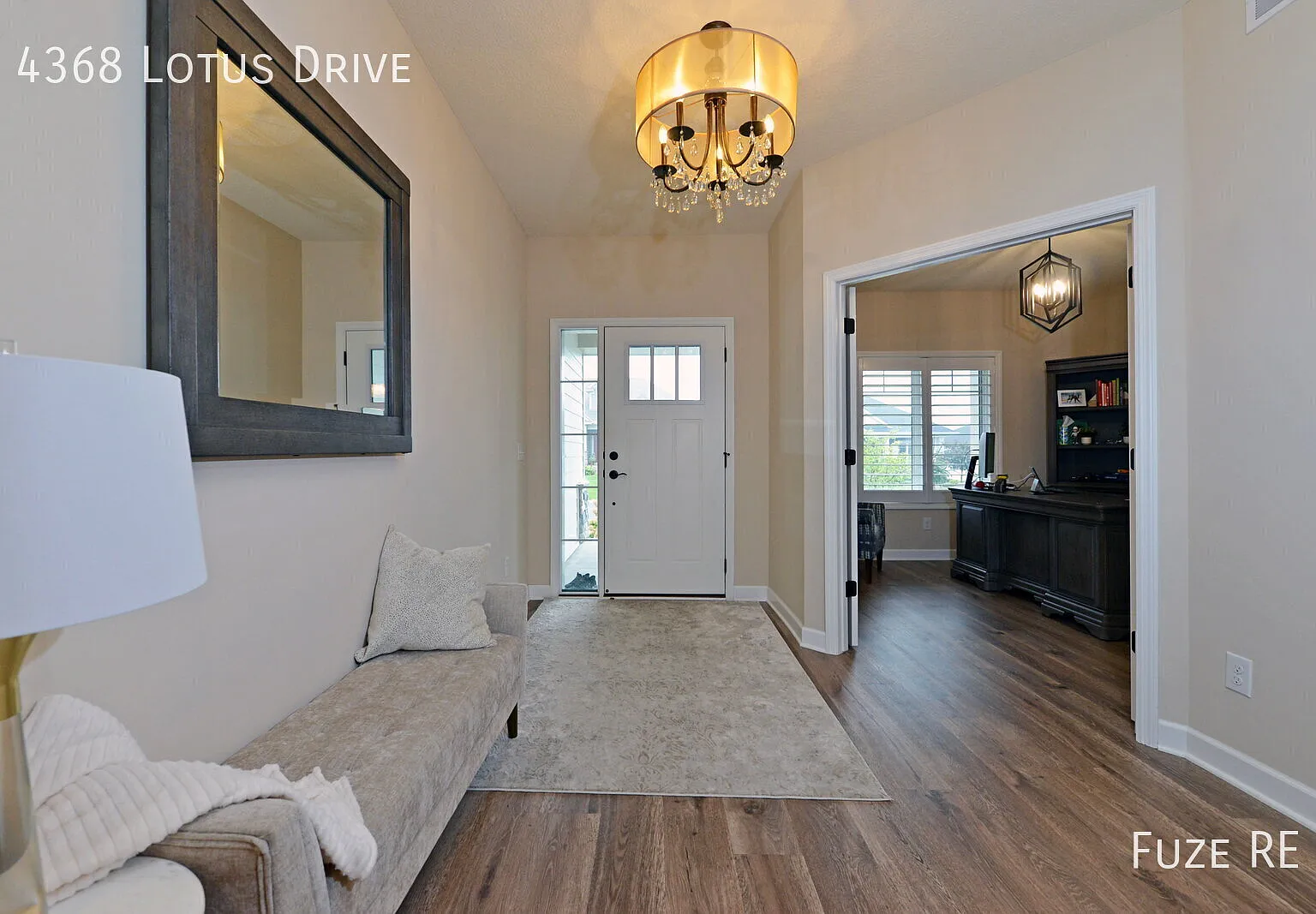 Stunning 3BR/3BA Executive Minnetrista Home Available Mid-November! — Photo 3