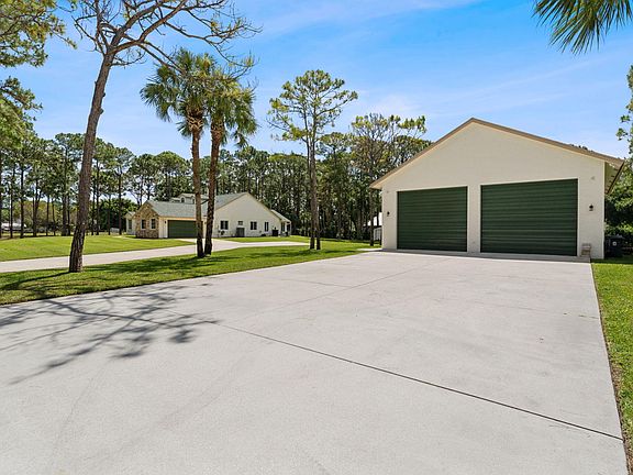 2nd image of 17044 71st Lane N