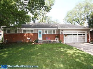 1215 S 40th St, Lincoln, NE 68510