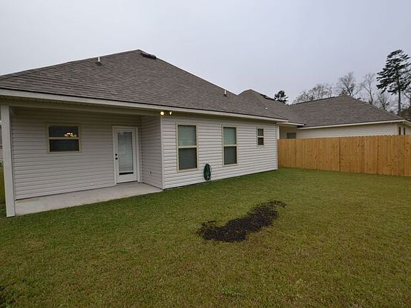 3rd image of 43109 Pineside Ave