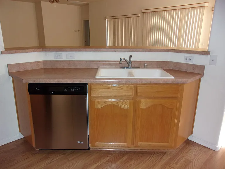 2561 Candlewood Dr — Photo 8