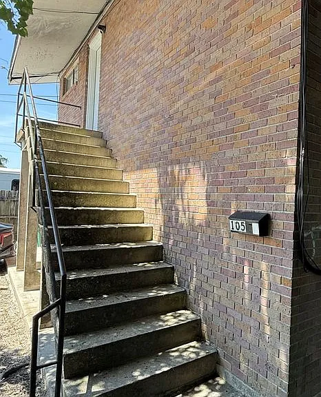 105 N Ruland St — Photo 2