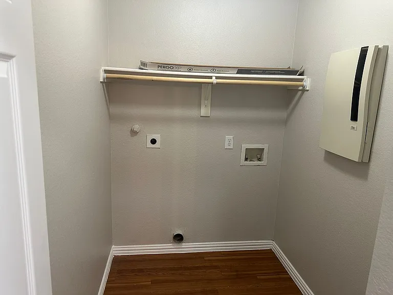 1117 Acacia Dr — Photo 12