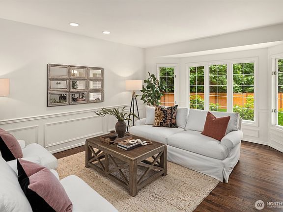3rd image of 4326 212th Avenue NE