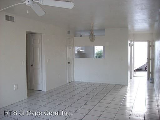 2nd image of 4829 Tarpon Ct APT A