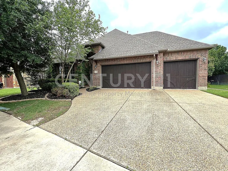 12481 Pleasant Hill Ln — Photo 3