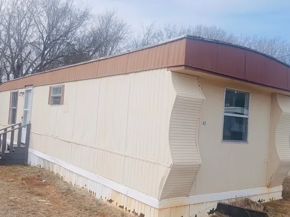 83 Cedarcrest Dr, Clarksville, TN 37042