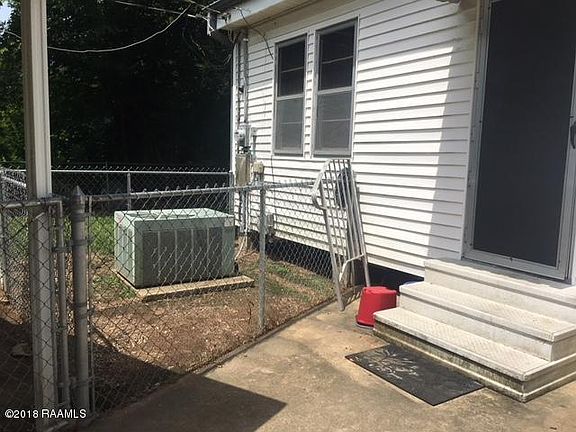 5th image of 1238 Cherokee Dr