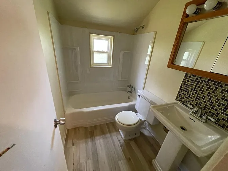 Elias Drive Townhomes — Photo 10
