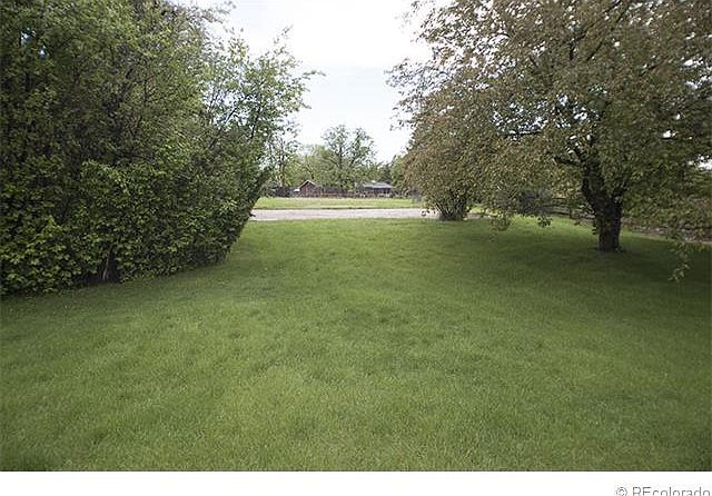 2nd image of 6191 S Cherrywood Cir