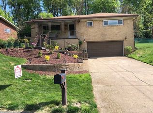 106 Circle Dr, White Oak, PA 15131