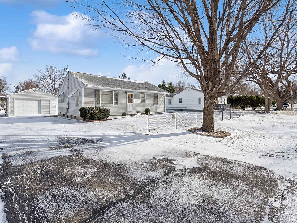 1st image of 240 Marie Ave