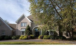 30 Forest Rdg, Newark, DE 19711