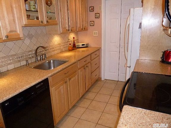 2nd image of 167 Golf Ln