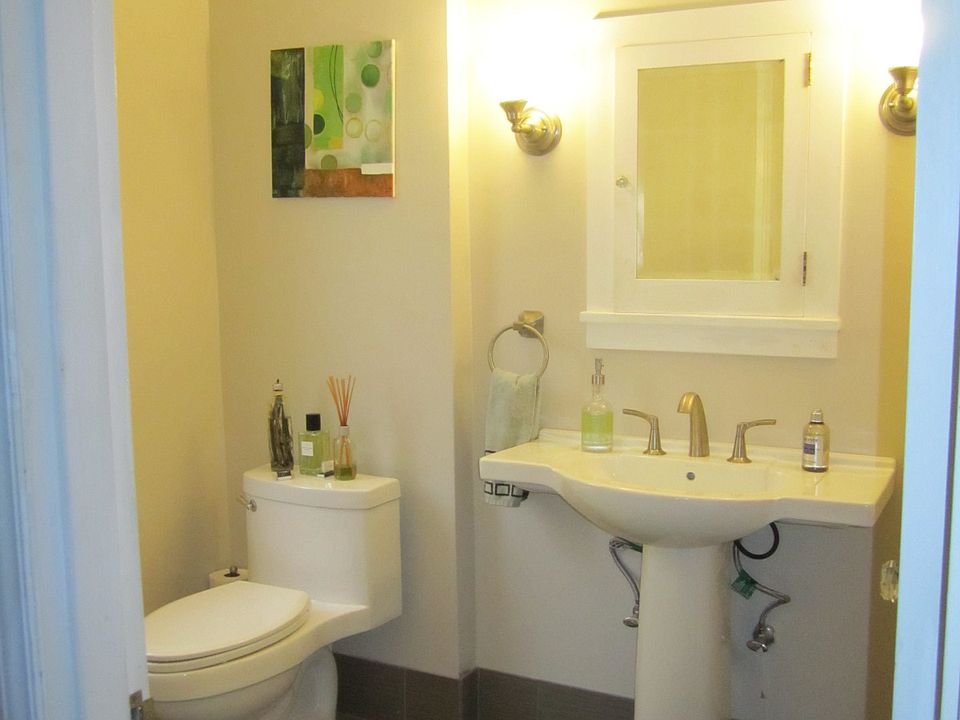 Upstairs Bathroom