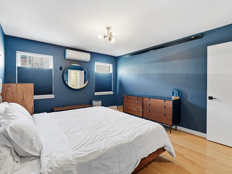 59 Hauxhurst Ave #1 — Photo 24