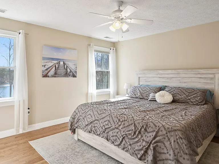 627 Lakeview Dr — Photo 20