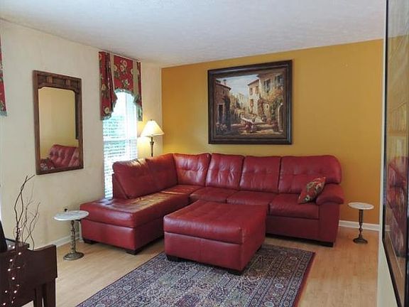2nd image of 3592 Brookhaven Dr