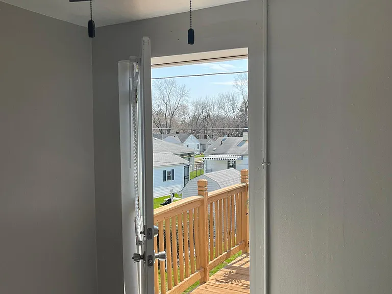 balcony off bedroom