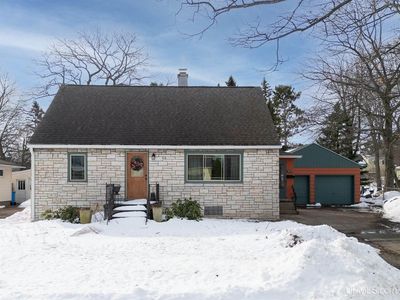 400 E College Ave, Marquette, MI, 49855