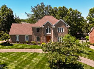 7110 Wood Briar Rd, Louisville, KY 40241