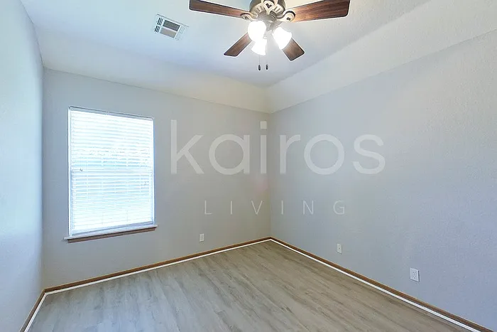 3101 NE 130th St — Photo 15